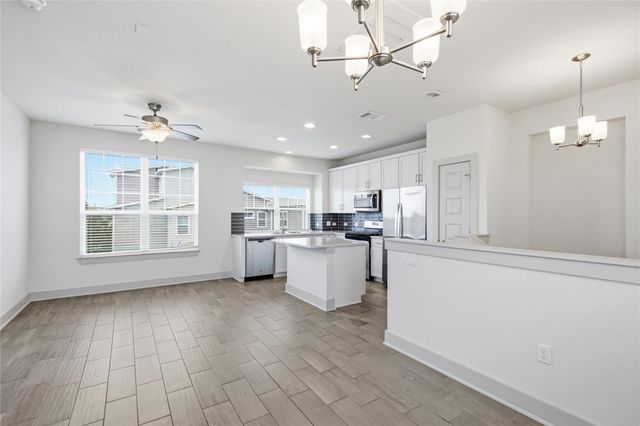 2021 Sharper Mews LN, Austin, TX 78741