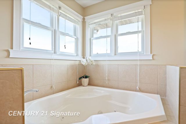 4050 Hackett Rd. Road, Saginaw, MI 48603