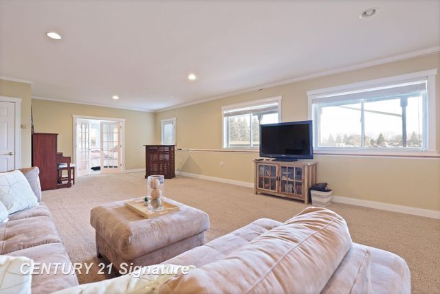 4050 Hackett Rd. Road, Saginaw, MI 48603