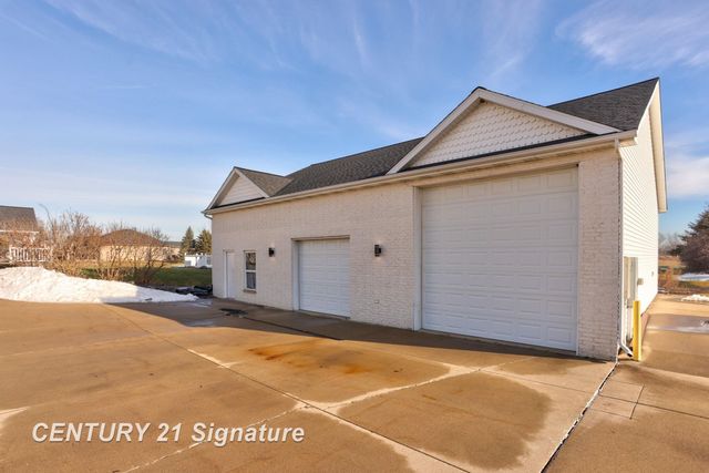 4050 Hackett Rd. Road, Saginaw, MI 48603