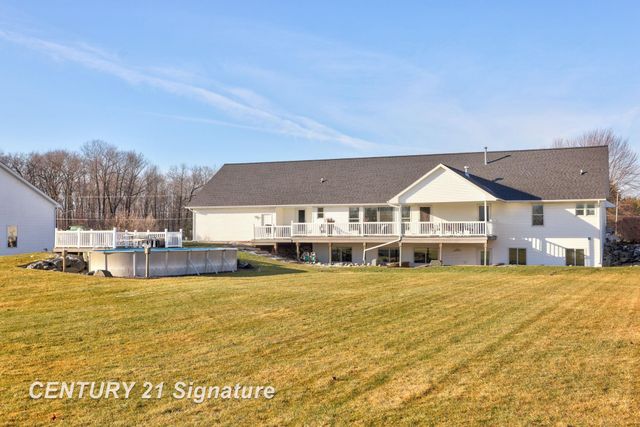 4050 Hackett Rd. Road, Saginaw, MI 48603