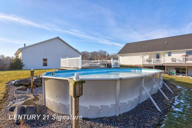 4050 Hackett Rd. Road, Saginaw, MI 48603