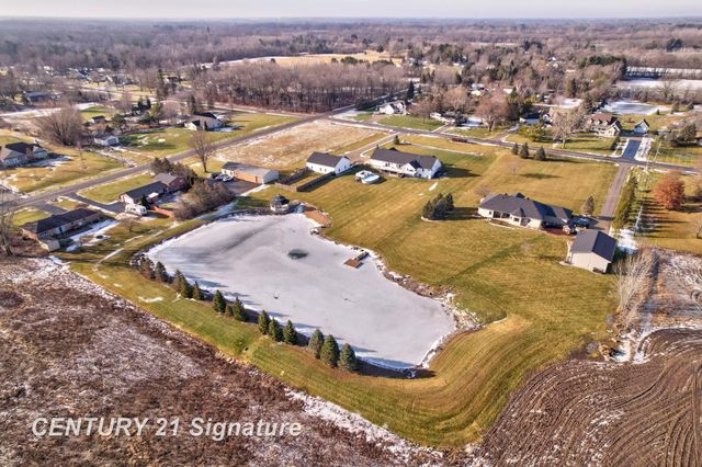 4050 Hackett Rd. Road, Saginaw, MI 48603