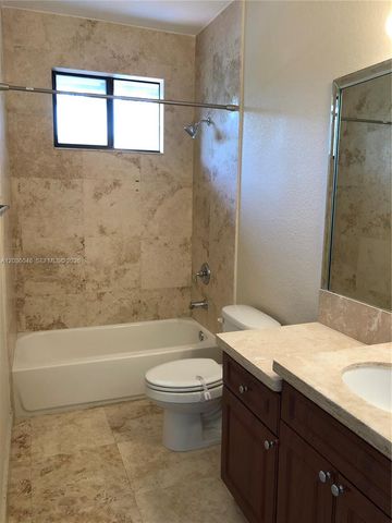 3227 Gifford Ln 3227, Miami, FL 33133