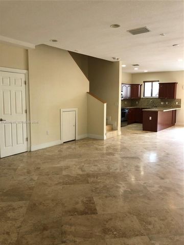 3227 Gifford Ln 3227, Miami, FL 33133