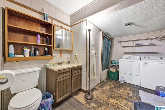 607 ASTOR AVENUE, Weaver, AL 36277