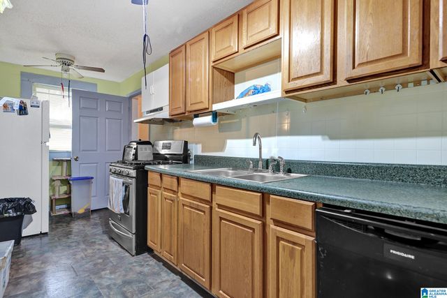 607 ASTOR AVENUE, Weaver, AL 36277