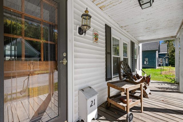 21 Spring Street, Colebrook, NH 03576