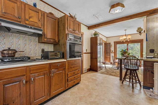 21 Spring Street, Colebrook, NH 03576