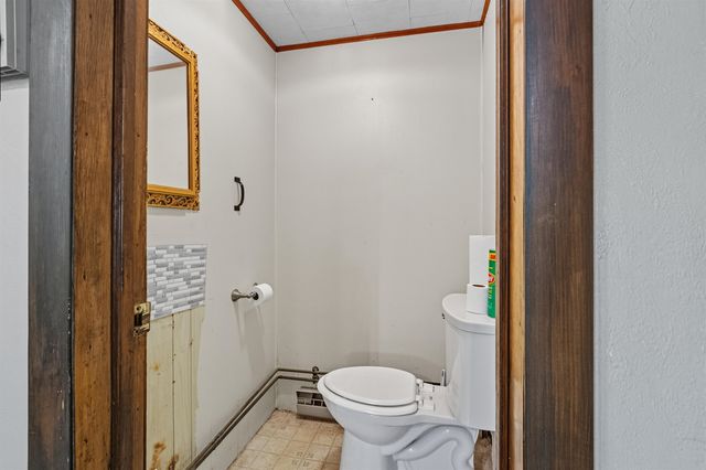 21 Spring Street, Colebrook, NH 03576