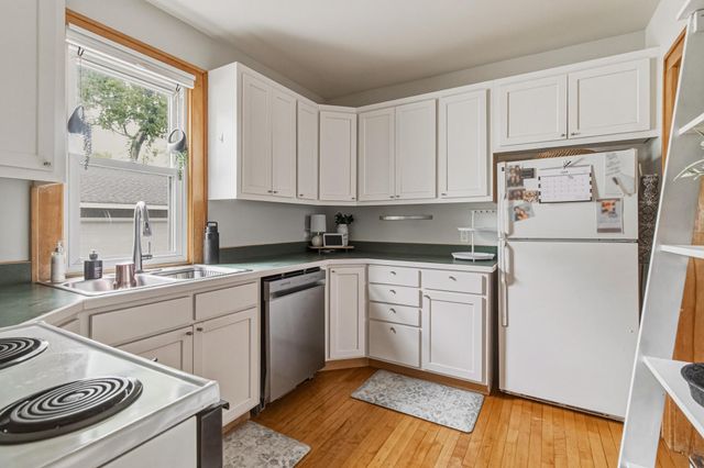 1035 12th Street N, Fargo, ND 58102