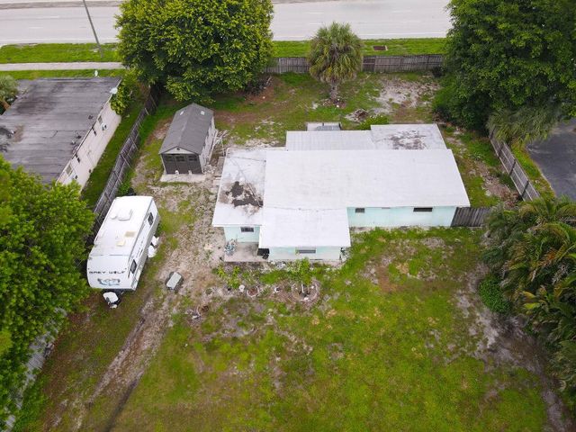 122 Springdale Road, Lake Worth, FL 33467