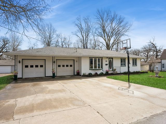 20 S Goodrich Street, Colfax, IA 50054