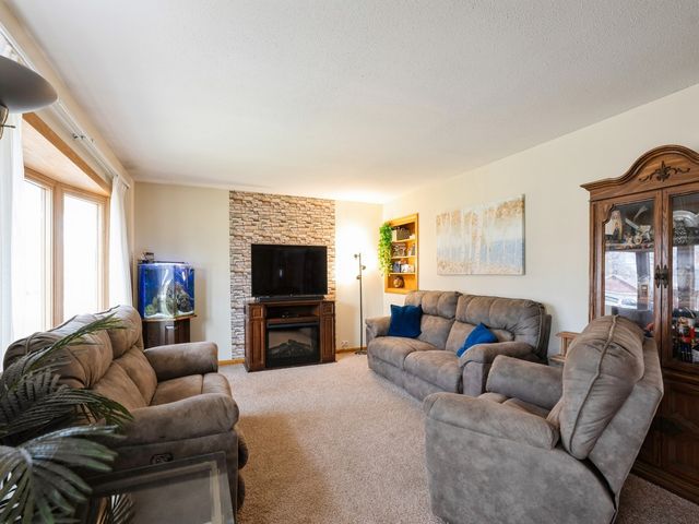 20 S Goodrich Street, Colfax, IA 50054