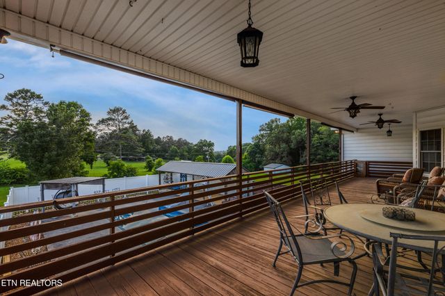 2317 Wayland Rd, Knoxville, TN 37914