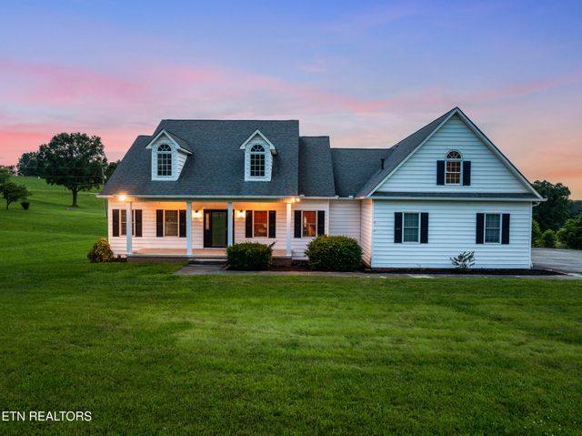 2317 Wayland Rd, Knoxville, TN 37914