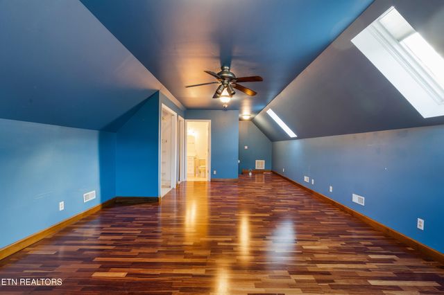 2317 Wayland Rd, Knoxville, TN 37914