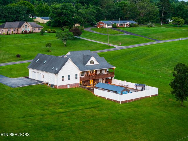 2317 Wayland Rd, Knoxville, TN 37914
