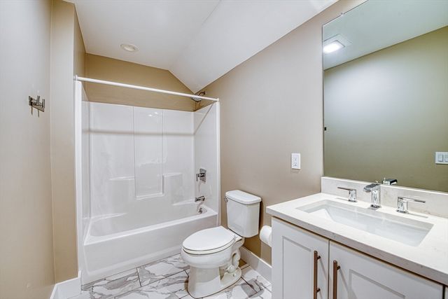 14 Cape Club Drive 14, Sharon, MA 02067