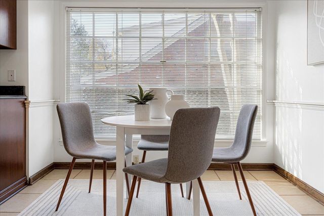 130 GREENBRIAR DR, Memphis, TN 38117