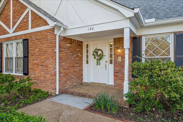 130 GREENBRIAR DR, Memphis, TN 38117