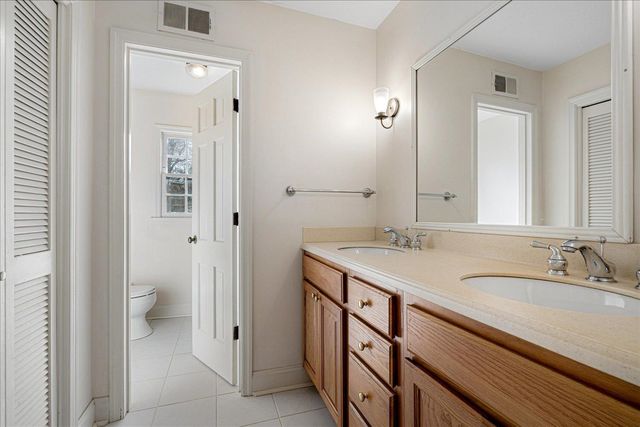 130 GREENBRIAR DR, Memphis, TN 38117