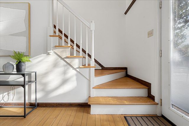 130 GREENBRIAR DR, Memphis, TN 38117