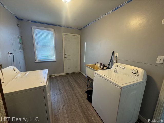 78 Orchard Street, Ecorse, MI 48218