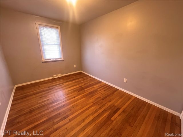 78 Orchard Street, Ecorse, MI 48218