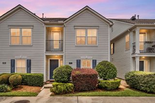 934 W Heights Hollow Lane, Houston, TX 77007