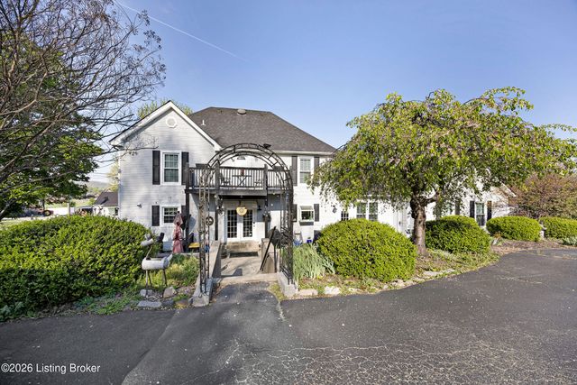 110 Holy Cross Rd, Loretto, KY 40037