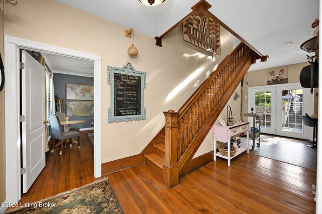 110 Holy Cross Rd, Loretto, KY 40037