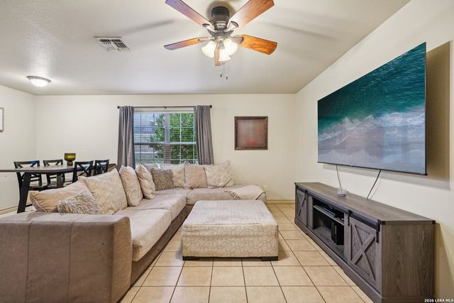 2312 Sailing Way Drive D, Kerrville, TX 78028