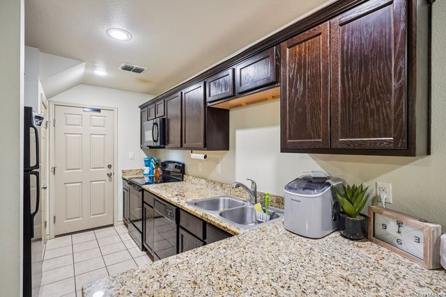 2312 Sailing Way Drive D, Kerrville, TX 78028