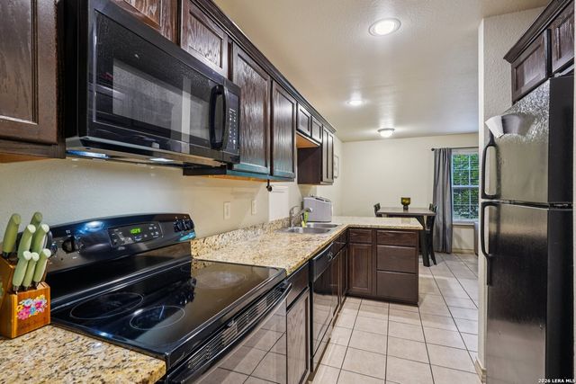 2312 Sailing Way Drive D, Kerrville, TX 78028
