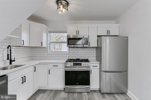 128 MARTIN DR, Manassas Park, VA 20111