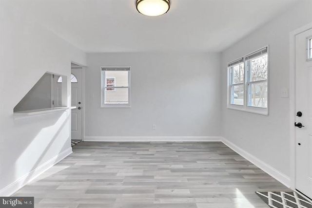 128 MARTIN DR, Manassas Park, VA 20111
