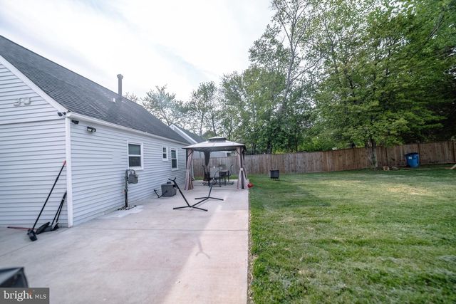 128 MARTIN DR, Manassas Park, VA 20111