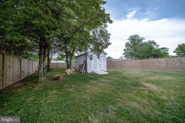 128 MARTIN DR, Manassas Park, VA 20111