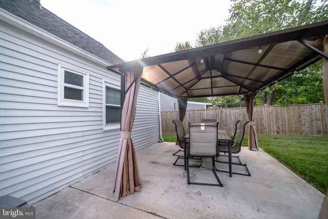 128 MARTIN DR, Manassas Park, VA 20111