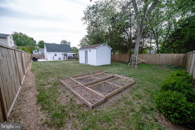 128 MARTIN DR, Manassas Park, VA 20111