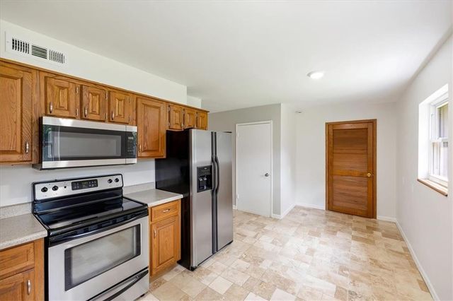 6305 W 82nd Terrace, Prairie Village, KS 66204