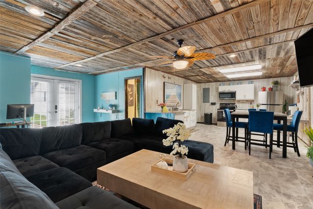 5100 Murphy Road, Sachse, TX 75048