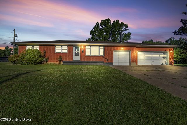 8306 Aspen Ave, Louisville, KY 40258
