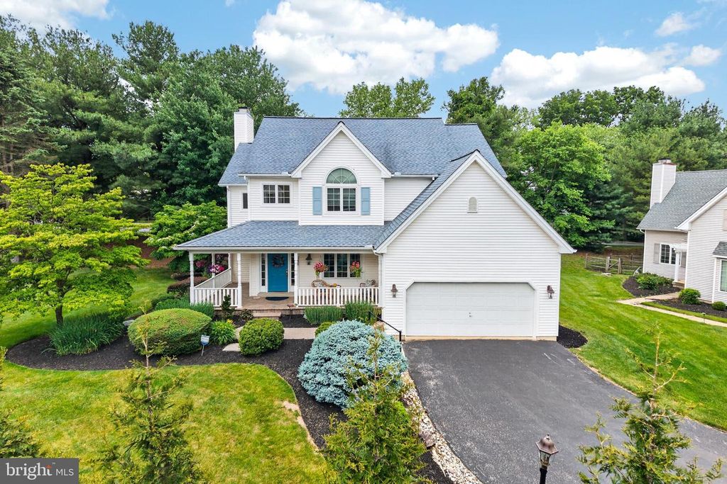 646 PERIMETER DR, Downingtown, PA 19335