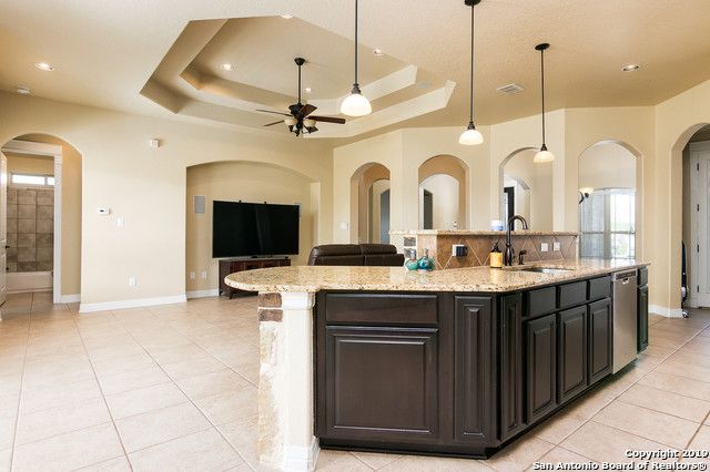 30406 CIBOLO RUN, Fair Oaks Ranch, TX 78015