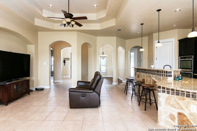 30406 CIBOLO RUN, Fair Oaks Ranch, TX 78015