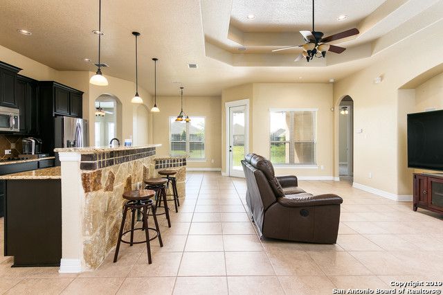 30406 CIBOLO RUN, Fair Oaks Ranch, TX 78015