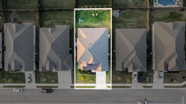 134 Soft Elm DR, Buda, TX 78610
