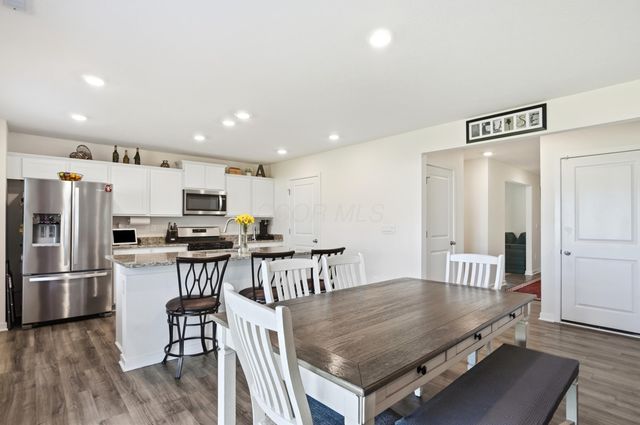 2177 Pentress Drive, Grove City, OH 43123